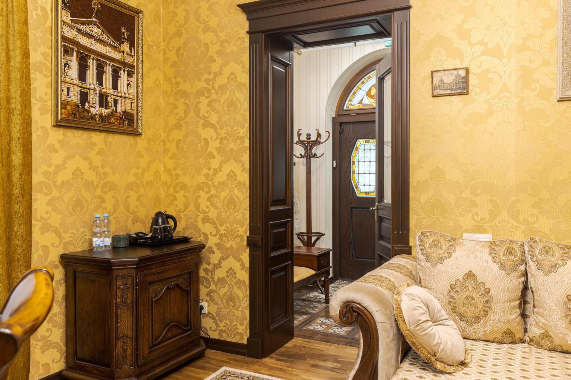 Luxury Boutique Andreevskiy Lviv Eksteriør bilde